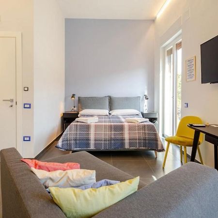 B&B Un Passo Dal Treno Piazza Vittorio Veneto 36-Salerno Station المظهر الخارجي الصورة